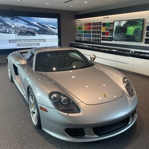 Meet your Posher, Robert